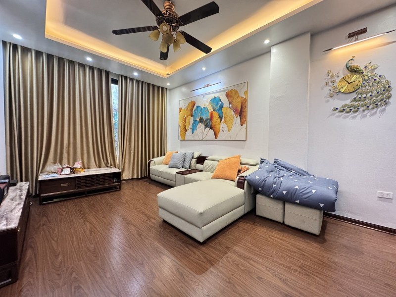 NHÀ ĐẸP PHÂN LÔ Ô TÔ ĐỖ CỬA Ngọc Lâm 40m2 X 5 Tầng15.5 tỷ Long Biên- Hà Nội NHÀ ĐẸP PHÂN LÔ Ô TÔ ĐỖ CỬA Ngọc Lâm 40m2 X 5 Tầng15.5 tỷ Long Biên- Hà Nội