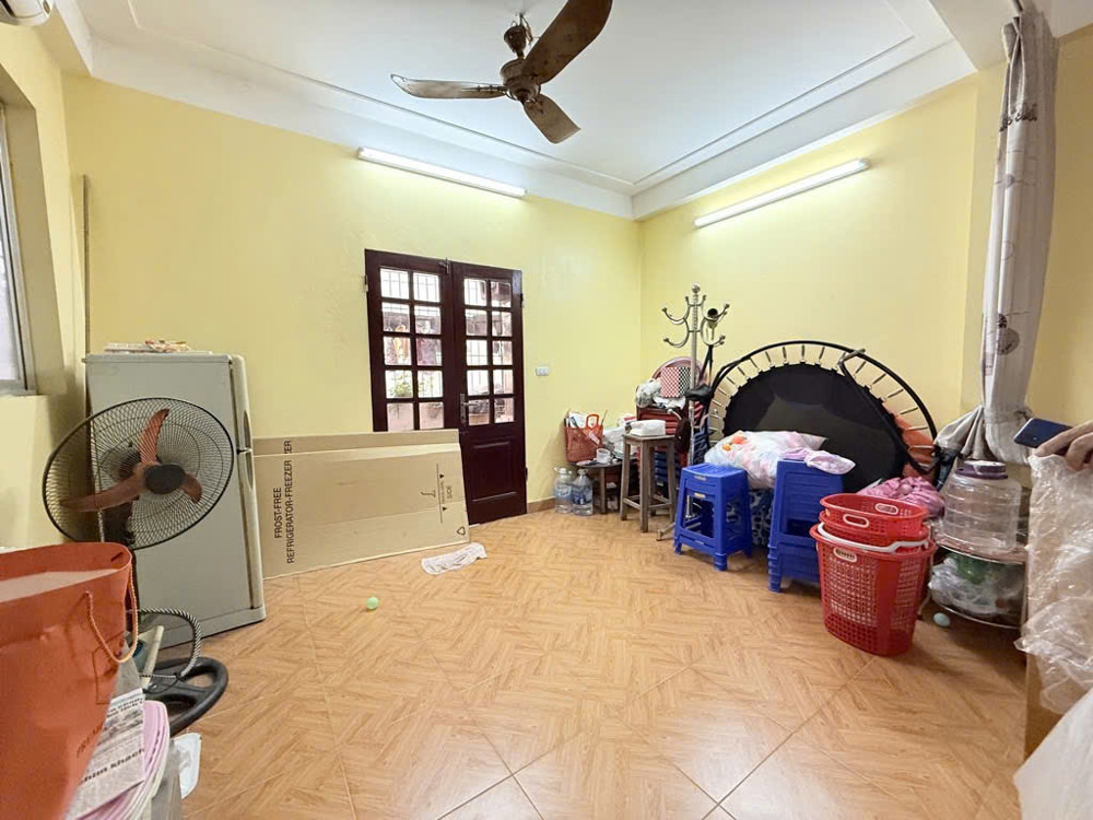 BÁN NHÀ NGỌC KHÁNH - GIẢNG VÕ - NHÀ ĐẸP DÂN XÂY - 42M2X5T - 9.85 TỶ BÁN NHÀ NGỌC KHÁNH - GIẢNG VÕ - NHÀ ĐẸP DÂN XÂY - 42M2X5T - 9.85 TỶ