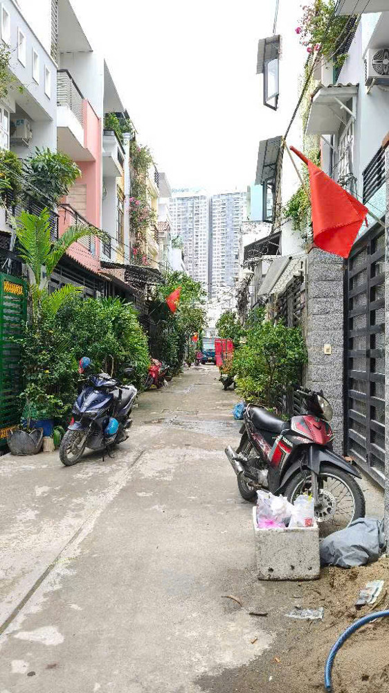 Nhà đẹp 115m² Huỳnh Tấn Phát, Phú Thuận, Quận 7 – 4 tầng , giá tốt chỉ hơn 8 tỷ Nhà đẹp 115m² Huỳnh Tấn Phát, Phú Thuận, Quận 7 – 4 tầng , giá tốt chỉ hơn 8 tỷ