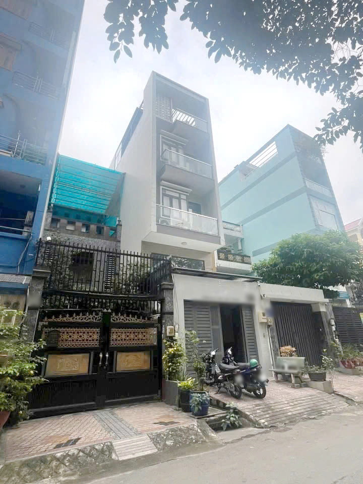 Mặt tiền 4x26m vuông vức Hoàng Kim Giao P5Q8 Mặt tiền 4x26m vuông vức Hoàng Kim Giao P5Q8