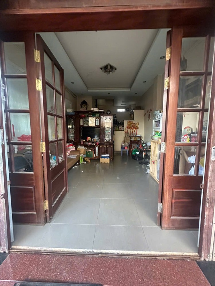 NHÀ 3 LẦU MÁI CHE THANG BTCT - HẺM ÂU DƯƠNG LÂN P3, Q8 NHÀ 3 LẦU MÁI CHE THANG BTCT - HẺM ÂU DƯƠNG LÂN P3, Q8