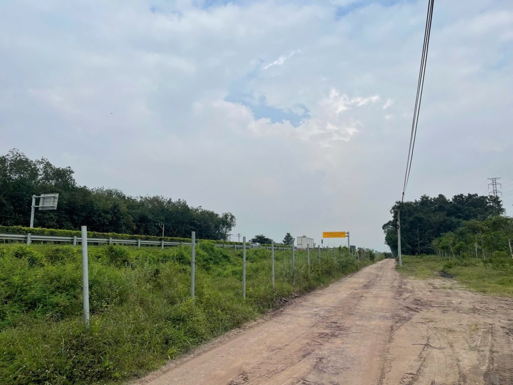 Giảm sốc 46 tỷ! 4.7Ha Đất SHR Sát sân bay Long Thành – Long An Đồng Nai SSS Giảm sốc 46 tỷ! 4.7Ha Đất SHR Sát sân bay Long Thành – Long An Đồng Nai SSS