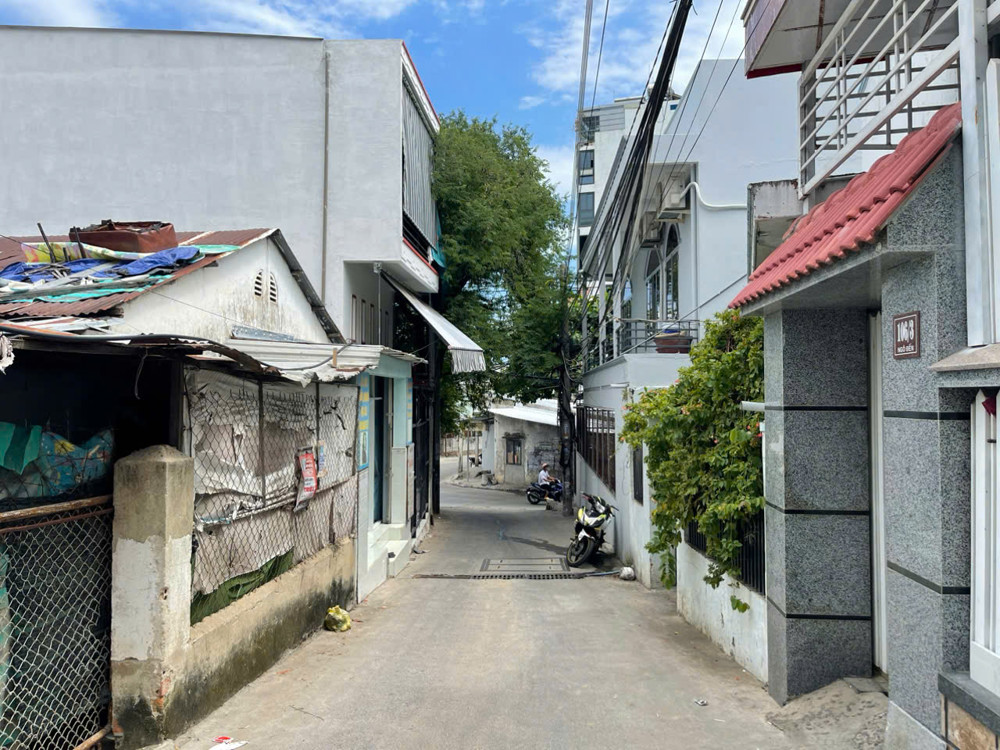 Bán đất full thổ cư 94m² gần Tháp Bà Ponaga – Giá 3 ty 950 tr cách biển 1,6km Bán đất full thổ cư 94m² gần Tháp Bà Ponaga – Giá 3 ty 950 tr cách biển 1,6km