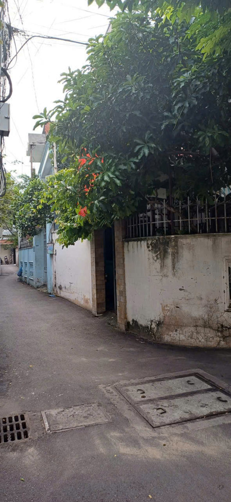 Cần bán gấp căn nhà tại vị trí đắc địa: Hẻm 512 Đường Trương Công Định, Phường 8, TP. Vũng Tàu Cần bán gấp căn nhà tại vị trí đắc địa: Hẻm 512 Đường Trương Công Định, Phường 8, TP. Vũng Tàu