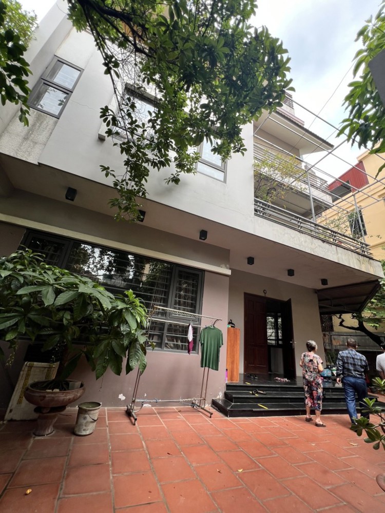 BIỆT THỰ SÂN VƯỜN SIÊU ĐẸP – XUÂN ĐỈNH, BẮC TỪ LIÊM 💎
 245m² – 4 tầng – MT 15m – Giá 51 tỷ BIỆT THỰ SÂN VƯỜN SIÊU ĐẸP – XUÂN ĐỈNH, BẮC TỪ LIÊM 💎
 245m² – 4 tầng – MT 15m – Giá 51 tỷ