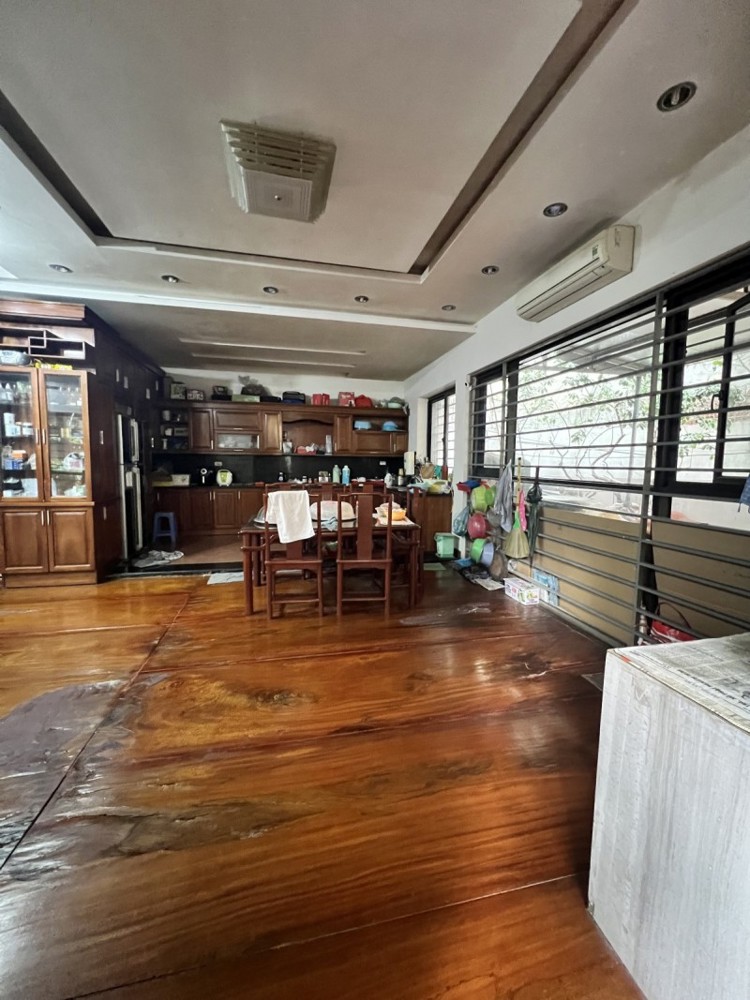 BIỆT THỰ SÂN VƯỜN SIÊU ĐẸP – XUÂN ĐỈNH, BẮC TỪ LIÊM 💎
 245m² – 4 tầng – MT 15m – Giá 51 tỷ BIỆT THỰ SÂN VƯỜN SIÊU ĐẸP – XUÂN ĐỈNH, BẮC TỪ LIÊM 💎
 245m² – 4 tầng – MT 15m – Giá 51 tỷ