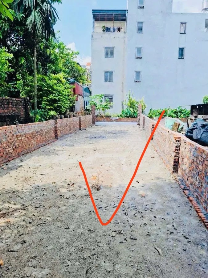 Bán đất thổ cư Gia Quất, Long Biên – 72m², vuông vắn, mặt tiền 4.2m, giá 9.75 tỷ Bán đất thổ cư Gia Quất, Long Biên – 72m², vuông vắn, mặt tiền 4.2m, giá 9.75 tỷ