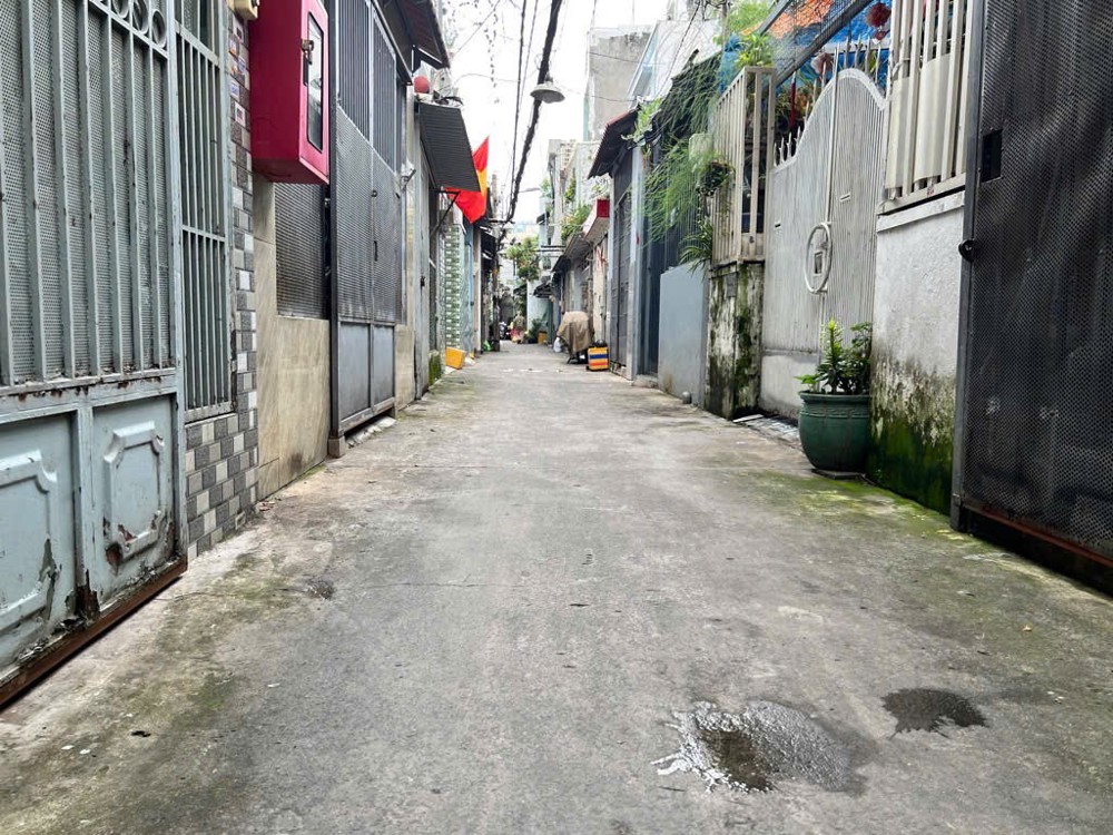 4.3❌12m, NHÀ BÁN 2 TẦNG, NGAY BV HỒNG ĐỨC, P11 GÒ VẤP, 4.2 TỶ TL 4.3❌12m, NHÀ BÁN 2 TẦNG, NGAY BV HỒNG ĐỨC, P11 GÒ VẤP, 4.2 TỶ TL