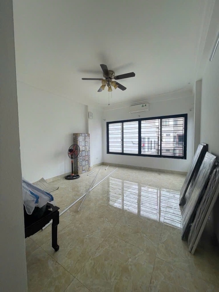 VŨ MIÊN TÂY HỒ DT 43M x7 TẦNG THANG MÁY 13,5 TỶ,VÀI BƯỚC RA HỒ VŨ MIÊN TÂY HỒ DT 43M x7 TẦNG THANG MÁY 13,5 TỶ,VÀI BƯỚC RA HỒ