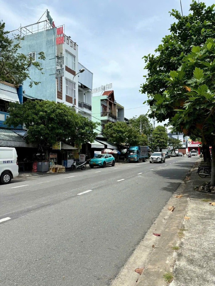 2710 Bán Đất Tặng Nhà Cấp 4 Lê Thạch - Hoà An - Cẩm Lệ - Lô Đất 2 MT trước sau Giá Đầu Tư 2710 Bán Đất Tặng Nhà Cấp 4 Lê Thạch - Hoà An - Cẩm Lệ - Lô Đất 2 MT trước sau Giá Đầu Tư