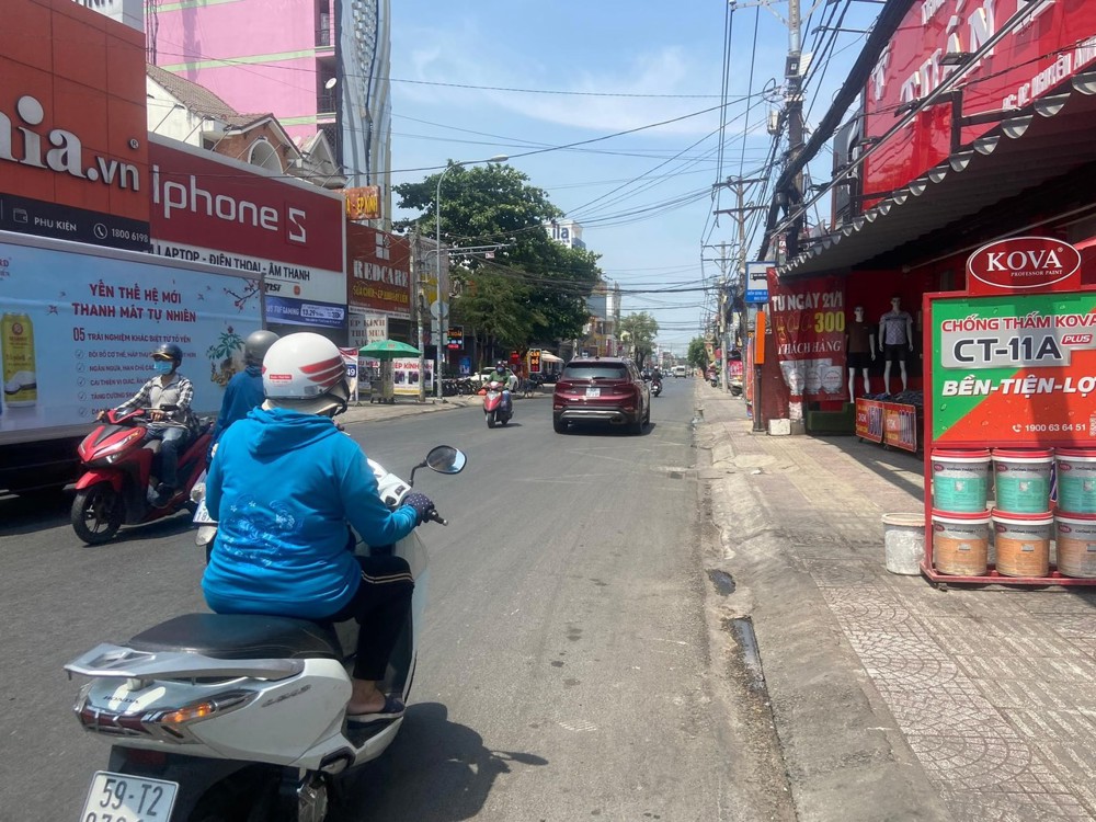 GIẢM SỐC 3,5 TỶ NHÀ MẶT TIỀN LÊ VĂN KHƯƠNG, P.THỚI AN, Q12 – VỊ TRÍ SIÊU HIẾM GIẢM SỐC 3,5 TỶ NHÀ MẶT TIỀN LÊ VĂN KHƯƠNG, P.THỚI AN, Q12 – VỊ TRÍ SIÊU HIẾM