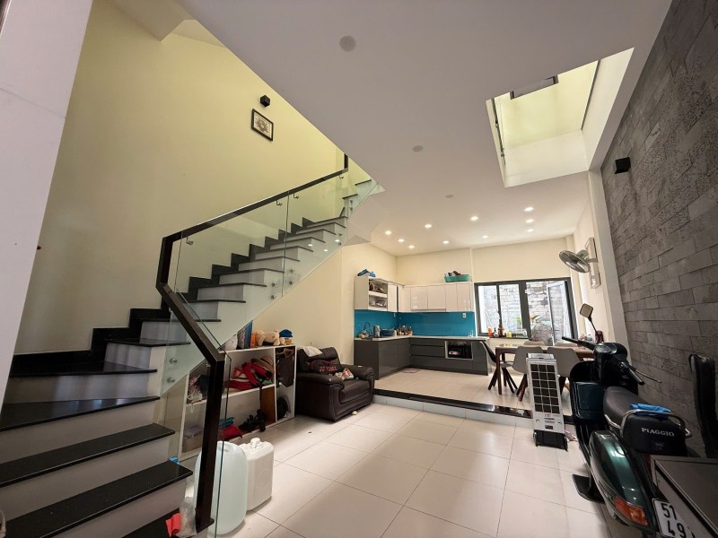 Bán Nhà Đuóng Số 27 Hiệp Bình Chánh, Thủ Đức, 85M2, 3 Tầng, 3Pn, Sh, Giá 12.3 Tỷ