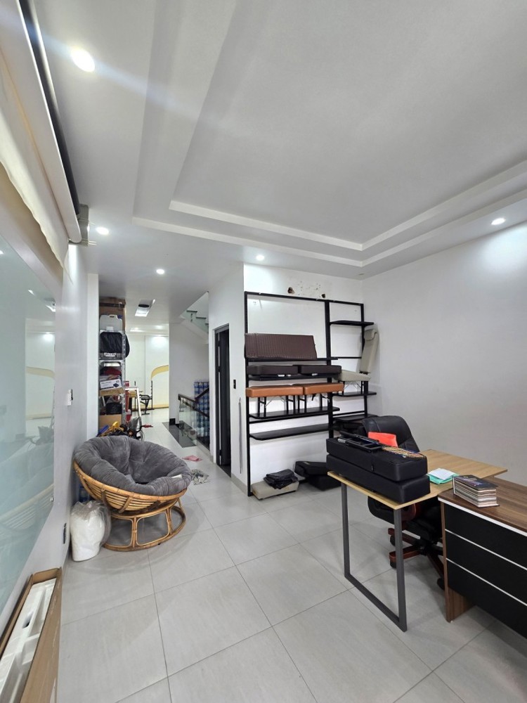 Bán Nhà Thủ Đức, Linh Đông, Đường Số 8, 4X15m, 4 Tầng, 4Pn, Sh, 7.35 Tỷ