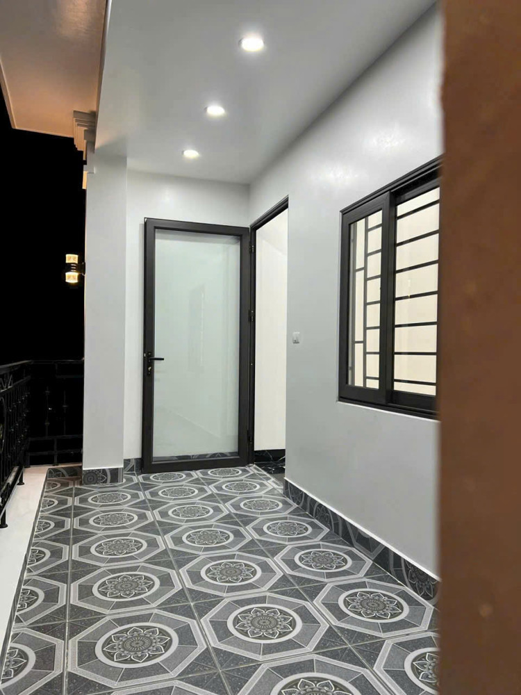 Tương Chúc, Ngũ Hiệp, Thanh Trì, 40m*4 tầng dân xây 5.6 tỉ Tương Chúc, Ngũ Hiệp, Thanh Trì, 40m*4 tầng dân xây 5.6 tỉ