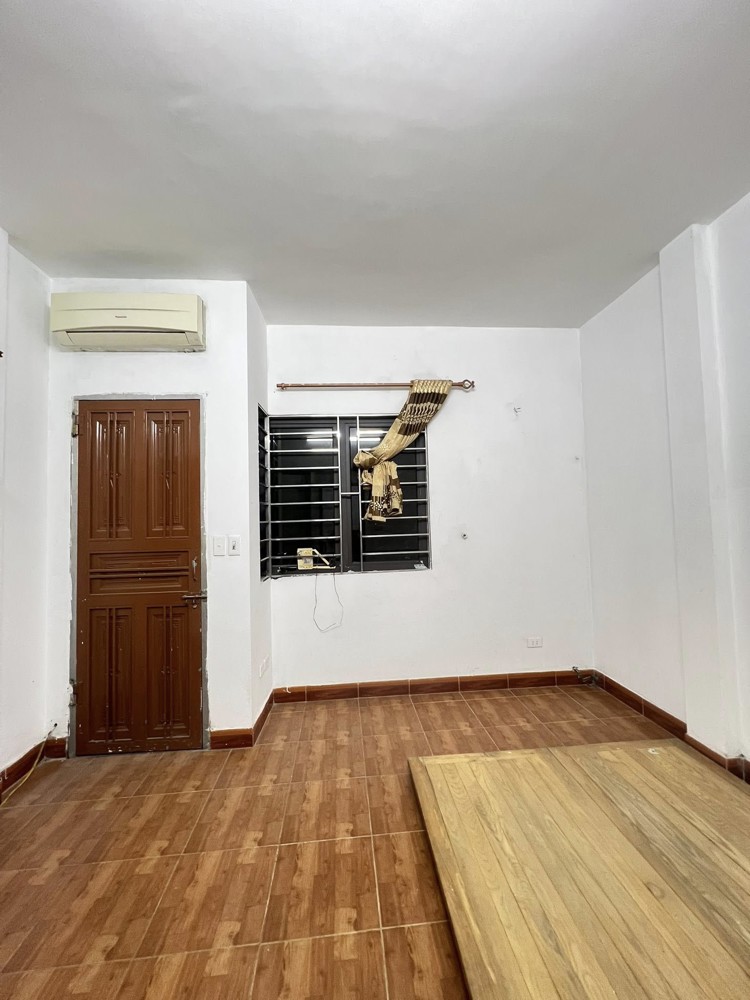 BÁN NHÀ TÂY HỒ - LẠC LONG QUÂN, GẦN HỒ TÂY, DT43m2, 5 tầng, MT4m, 5P. ngủ (Chỉ 8.5 tỷ) BÁN NHÀ TÂY HỒ - LẠC LONG QUÂN, GẦN HỒ TÂY, DT43m2, 5 tầng, MT4m, 5P. ngủ (Chỉ 8.5 tỷ)