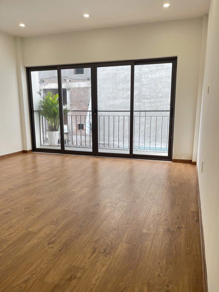 NHÀ ĐẸP MỚI XÂY - KHU PHÂN LÔ VIP ĐỨC GIANG 45M  - GẦN KĐT BÌNH MINH GARDENT - 6 TẦNG THANG MÁY, NHÀ ĐẸP MỚI XÂY - KHU PHÂN LÔ VIP ĐỨC GIANG 45M  - GẦN KĐT BÌNH MINH GARDENT - 6 TẦNG THANG MÁY,