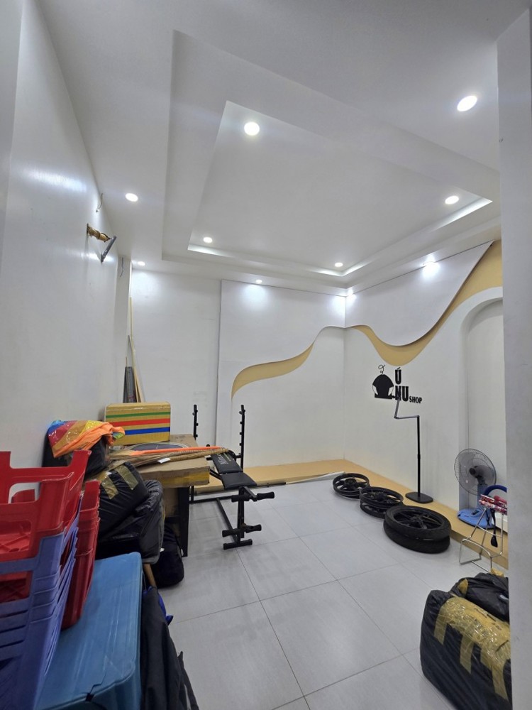 Bán nhà Thủ Đức, Linh Đông, đường Số 8, 4x15m, 4 tầng, 4PN, SH, 7.35 tỷ