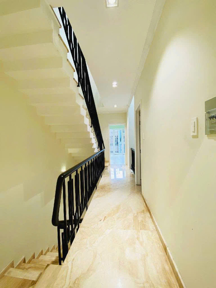 Nhà phố hiện đại Quận 10 – 6 tầng – 4.8x17m, vị trí vàng cạnh Vạn Hạnh Mall Nhà phố hiện đại Quận 10 – 6 tầng – 4.8x17m, vị trí vàng cạnh Vạn Hạnh Mall