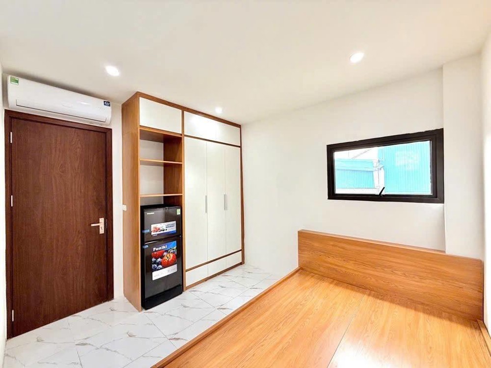 Bán gấp tòa CHDV phố Giáp Bát DT 57m2 gồm 14 phòng cho thuê Bán gấp tòa CHDV phố Giáp Bát DT 57m2 gồm 14 phòng cho thuê