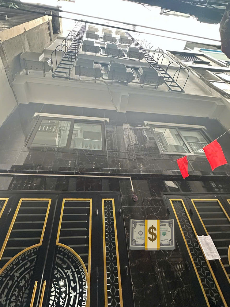 Bán gấp tòa CHDV ngõ 190 Hoàng Mai, DT 57m2 x MT 6m gồm 14 phòng cho thuê Bán gấp tòa CHDV ngõ 190 Hoàng Mai, DT 57m2 x MT 6m gồm 14 phòng cho thuê