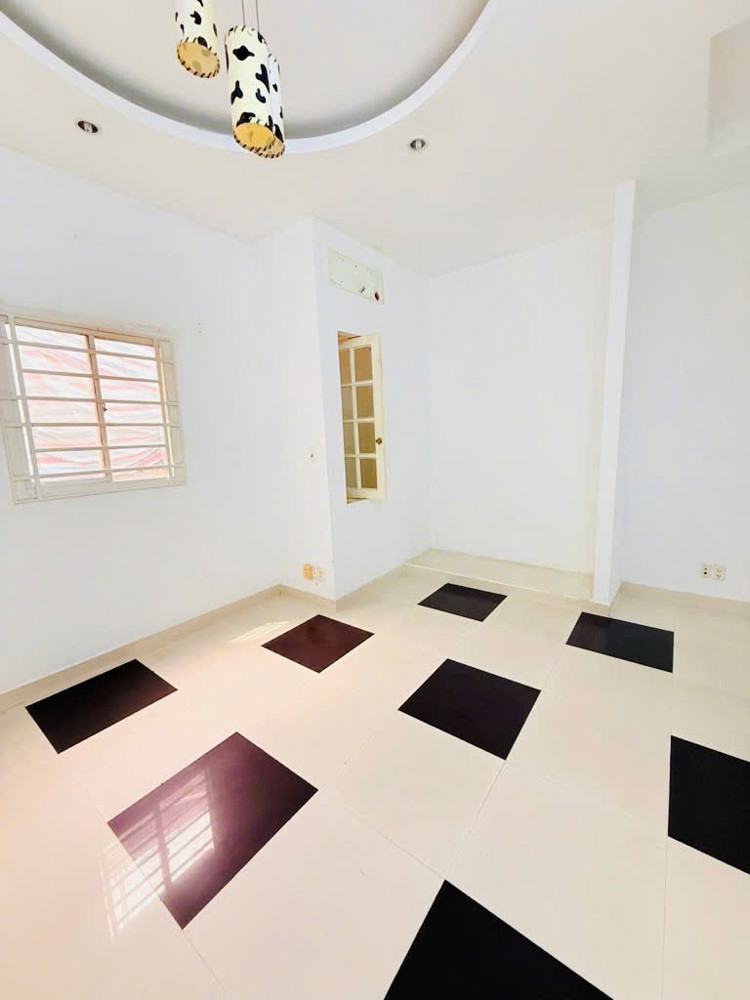 Bán nhà khu VIP P5 Tân Bình – xe hơi ngủ nhà – sát mặt tiền Phạm Văn Hai – 95m² (5x19m) Bán nhà khu VIP P5 Tân Bình – xe hơi ngủ nhà – sát mặt tiền Phạm Văn Hai – 95m² (5x19m)