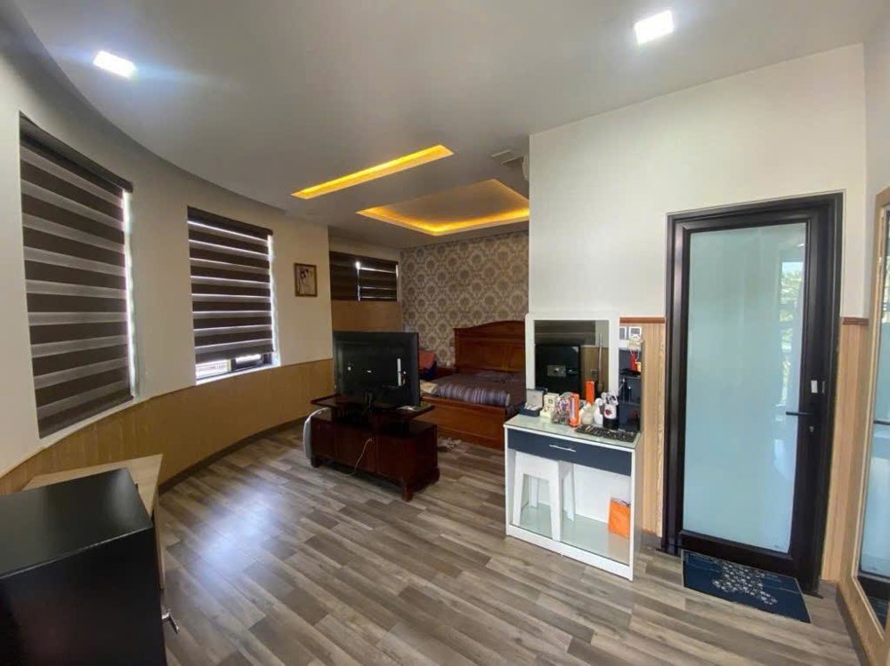 2810 Chính chủ cần bán Biệt Thự 2 Mt Trần Can - Thanh Khê - Nhà Đẹp - Sang Trọng - Giá Tốt 2810 Chính chủ cần bán Biệt Thự 2 Mt Trần Can - Thanh Khê - Nhà Đẹp - Sang Trọng - Giá Tốt