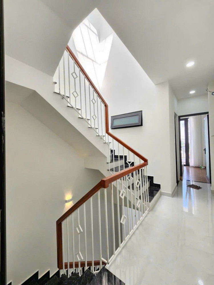 NHÀ MẶT TIỀN TRUNG MỸ TÂY QUẬN 12-DT 8TR/THÁNG-44M2-3 TẦNG-4,1 TỶ NHÀ MẶT TIỀN TRUNG MỸ TÂY QUẬN 12-DT 8TR/THÁNG-44M2-3 TẦNG-4,1 TỶ