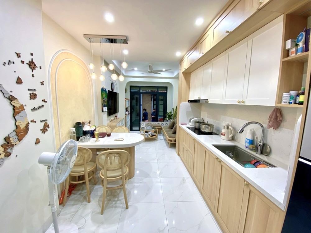 NHÀ XÂY MỚI - NGÕ NÔNG - 15M RA Ô TÔ TRÁNH – CHUẨN BỊ LẮP THANG MÁY _ 5 TẦNG – 30M2 – 11,55 TỶ NHÀ XÂY MỚI - NGÕ NÔNG - 15M RA Ô TÔ TRÁNH – CHUẨN BỊ LẮP THANG MÁY _ 5 TẦNG – 30M2 – 11,55 TỶ