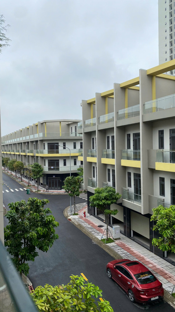 NHÀ PHỐ 4 TẦNG UNI VALLEY – “ĐỊA CHỈ VÀNG” CHO NHÀ ĐẦU TƯ KHÓ TÍNH NHÀ PHỐ 4 TẦNG UNI VALLEY – “ĐỊA CHỈ VÀNG” CHO NHÀ ĐẦU TƯ KHÓ TÍNH