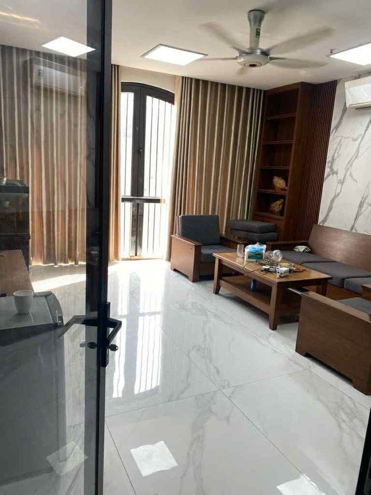bán nhà Ngọc Lâm, view hồ, thang máy, gara, kinh doanh, full nội thất bán nhà Ngọc Lâm, view hồ, thang máy, gara, kinh doanh, full nội thất