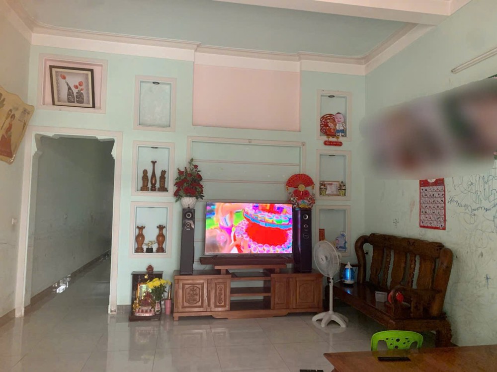 NHÀ ĐẸP – GIÁ TỐT  – CHÍNH CHỦ CẦN BÁN TẠI NGÃI GIAO - CHÂU ĐỨC - BRVT ngay TTT Mại Xã Ngãi Giao NHÀ ĐẸP – GIÁ TỐT  – CHÍNH CHỦ CẦN BÁN TẠI NGÃI GIAO - CHÂU ĐỨC - BRVT ngay TTT Mại Xã Ngãi Giao