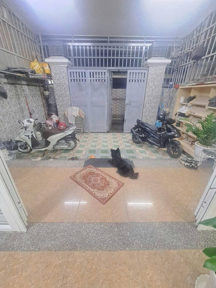 BánNhà 2 tầng ,hẻm 6m đường Thạnh lộc 15, phường Thạnh Lộc, Q12, DT 110m2 (5.7mx19m), 5.1 tỷ BánNhà 2 tầng ,hẻm 6m đường Thạnh lộc 15, phường Thạnh Lộc, Q12, DT 110m2 (5.7mx19m), 5.1 tỷ