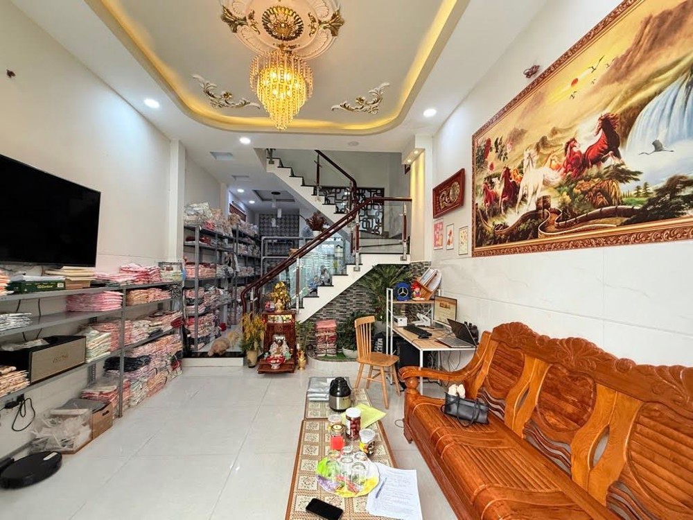 Bán nhà Gò Vấp, hẻm xe hơi Thống Nhất, gần Phan Văn Trị , 5 x 22,  4 tầng , 10. 6 tỷ TL Bán nhà Gò Vấp, hẻm xe hơi Thống Nhất, gần Phan Văn Trị , 5 x 22,  4 tầng , 10. 6 tỷ TL