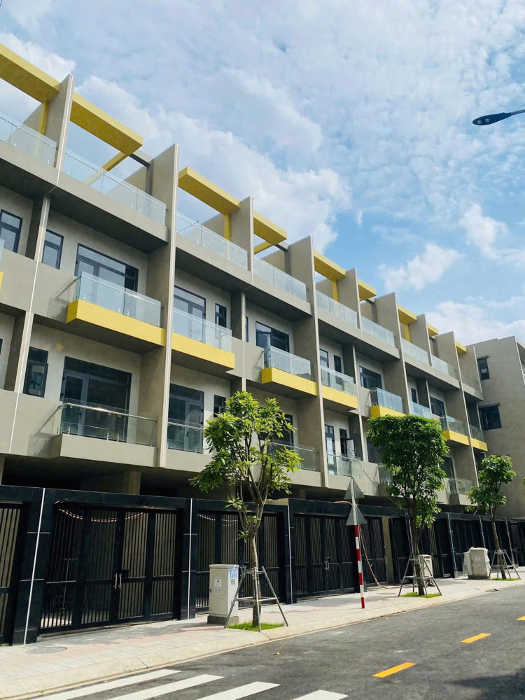 NHÀ PHỐ BCONS UNI VALLEY – PHƯỜNG ĐÔNG HÒA, TP. HỒ CHÍ MINH