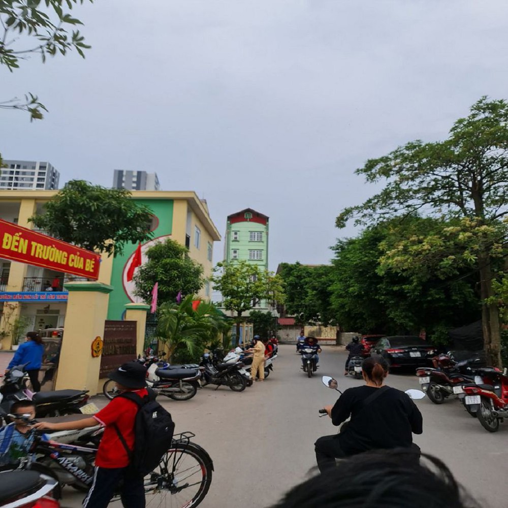 🎯 HÀNG HIẾM GIA LÂM: 35m² TRÂU QUỲ SÁT HV NÔNG NGHIỆP - NHỈNH 5 TỶ! Lh 0989894845 🎯 🎯 HÀNG HIẾM GIA LÂM: 35m² TRÂU QUỲ SÁT HV NÔNG NGHIỆP - NHỈNH 5 TỶ! Lh 0989894845 🎯