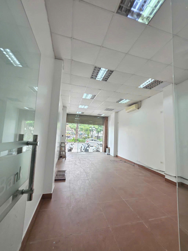 CỰC PHẨM  BA ĐÌNH - TÒA NHÀ 10 TẦNG - 2 MẶT THOÁNG - SỔ VUÔNG NỞ HẬU CỰC PHẨM  BA ĐÌNH - TÒA NHÀ 10 TẦNG - 2 MẶT THOÁNG - SỔ VUÔNG NỞ HẬU