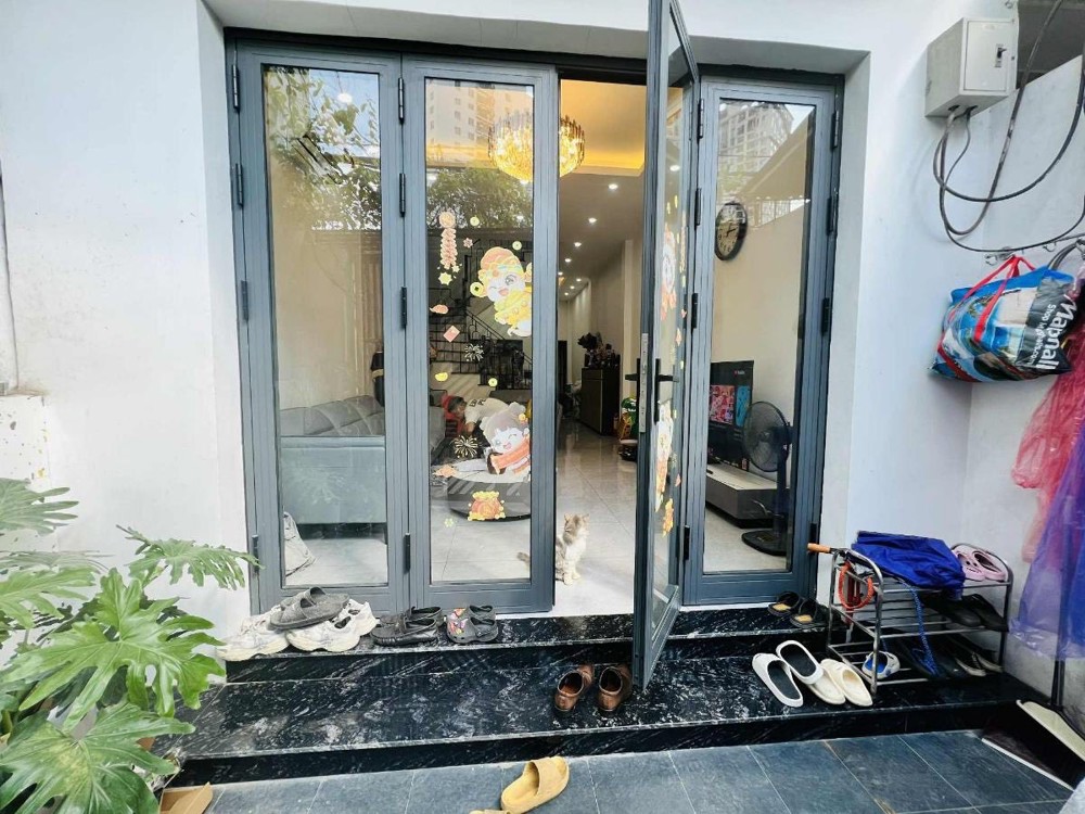 Nhà Đẹp Ôtô Đỗ Cửa, Ô Chờ Thang Máy, Dt58m2, Mt4m, 4 Tầng, 4P. Ngủ, Giá 15.5 Tỷ