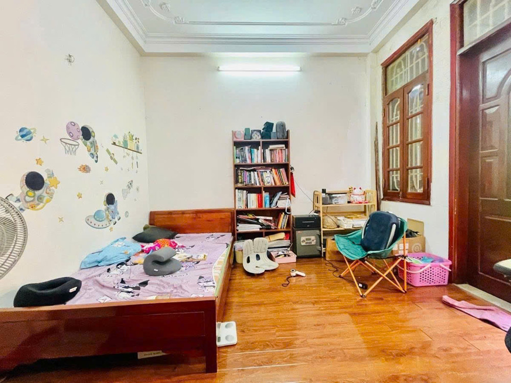 SIÊU PHẨM CẦU GIẤY GẦN PHỐ - VỊ TRÍ ĐẸP 30M RA PHỐ- Nguyễn Khang 44m, 5 T, mt 4 m, nhỉnh 11 tỷ SIÊU PHẨM CẦU GIẤY GẦN PHỐ - VỊ TRÍ ĐẸP 30M RA PHỐ- Nguyễn Khang 44m, 5 T, mt 4 m, nhỉnh 11 tỷ