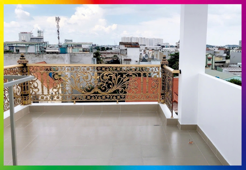 Siêu phẩm 5 tầng – thang máy Đức – full nội thất gỗ đỏ – gần Vạn Phúc City Siêu phẩm 5 tầng – thang máy Đức – full nội thất gỗ đỏ – gần Vạn Phúc City