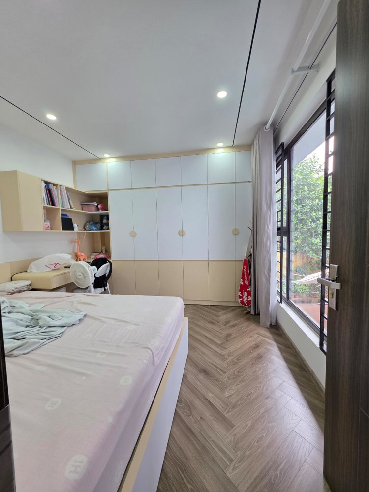 BÁN NHÀ ĐẸP NGÔ GIA TỰ LONG BIÊN, DÂN XÂY, OTO, NGÕ RỘNG THOÁNG,55M NHỈNH 6 TỶ (TL) BÁN NHÀ ĐẸP NGÔ GIA TỰ LONG BIÊN, DÂN XÂY, OTO, NGÕ RỘNG THOÁNG,55M NHỈNH 6 TỶ (TL)