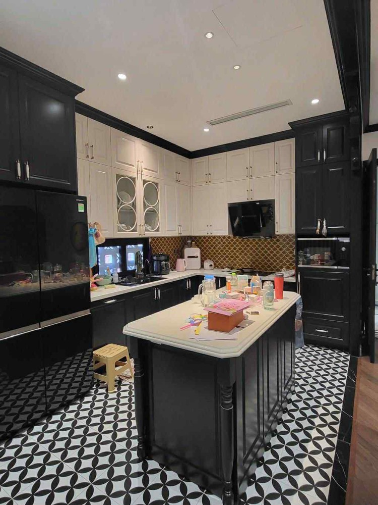 nhà đẹp Hồng Tiến, 65m x 5 tầng, mặt tiền 7.4m, gara ôtô, phong cách indochina nhà đẹp Hồng Tiến, 65m x 5 tầng, mặt tiền 7.4m, gara ôtô, phong cách indochina