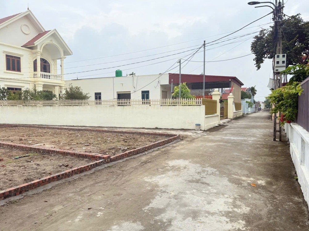 LÔ GÓC HIẾM MINH TÂN – SÁT CHỢ, TRUNG TÂM KIẾN THỤY – GIÁ CHỈ 1,3XX TỶ  ZALO 0567 222 555 LÔ GÓC HIẾM MINH TÂN – SÁT CHỢ, TRUNG TÂM KIẾN THỤY – GIÁ CHỈ 1,3XX TỶ  ZALO 0567 222 555