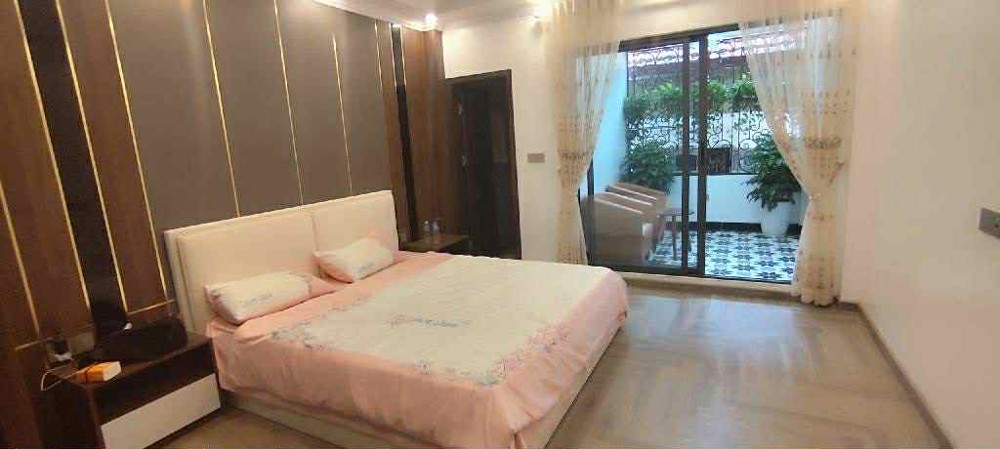 bán nhà mặt phố Ngô Gia Tự, vỉa hè đá bóng, gần BigC Long Biên, kinh doanh ngày đêm bán nhà mặt phố Ngô Gia Tự, vỉa hè đá bóng, gần BigC Long Biên, kinh doanh ngày đêm