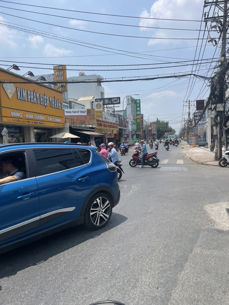 Bán nhà mặt tiền 20x25m giá 75 tỷ Đường Nguyễn Ảnh Thủ Bán nhà mặt tiền 20x25m giá 75 tỷ Đường Nguyễn Ảnh Thủ