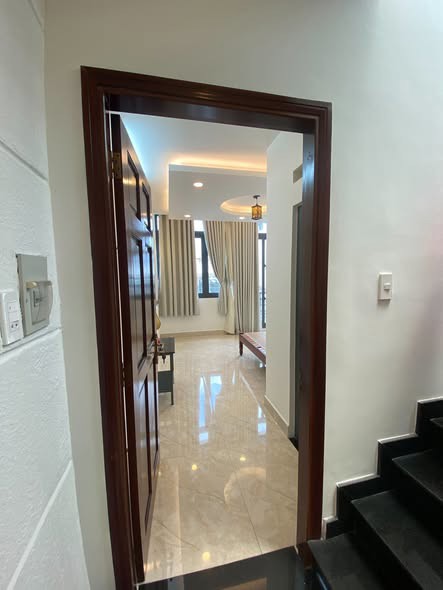 Nhà 2 tầng, đường Ni Sư Huỳnh Liên, Phường 10, Tân Bình, 66m² (4.2x15.7) – Giá 10.5 tỷ Nhà 2 tầng, đường Ni Sư Huỳnh Liên, Phường 10, Tân Bình, 66m² (4.2x15.7) – Giá 10.5 tỷ