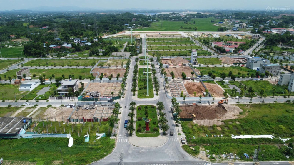 Chính chủ cần bán gấp lô DC04 - 51 KĐT Cầu Trúc - Sông Công - Hướng Tây Bắc - 103.75m2 giá chỉ 1,7 Chính chủ cần bán gấp lô DC04 - 51 KĐT Cầu Trúc - Sông Công - Hướng Tây Bắc - 103.75m2 giá chỉ 1,7