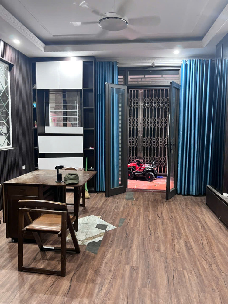 Bán nhà 268 Ngọc Hồi SĐCC 5 tầng x 30m2, 3 ngủ, 4 WC, Full đồ ở ngay Bán nhà 268 Ngọc Hồi SĐCC 5 tầng x 30m2, 3 ngủ, 4 WC, Full đồ ở ngay