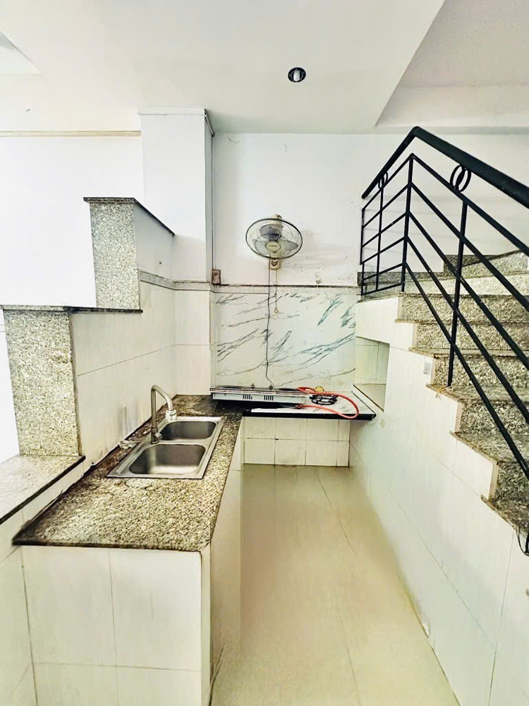 NHÀ ĐẸP GIỮA LÒNG QUẬN 10 – NGÔ QUYỀN – HẺM THÔNG, NỞ HẬU TÀI LỘC – 37M² – CHỈ 7.1 TỶ NHÀ ĐẸP GIỮA LÒNG QUẬN 10 – NGÔ QUYỀN – HẺM THÔNG, NỞ HẬU TÀI LỘC – 37M² – CHỈ 7.1 TỶ