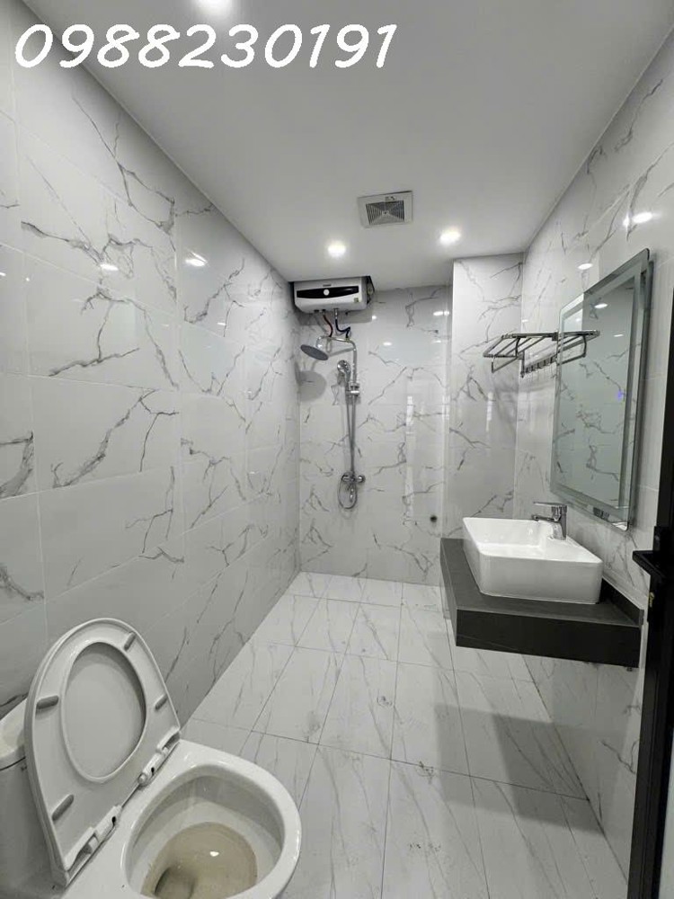 DUY NHẤT Bán nhà Ngũ Nhạc Hoàng Mai - 39m2 - 5 tầng - full nội thất - 15m ô tô tránh nhú 7 tỷ