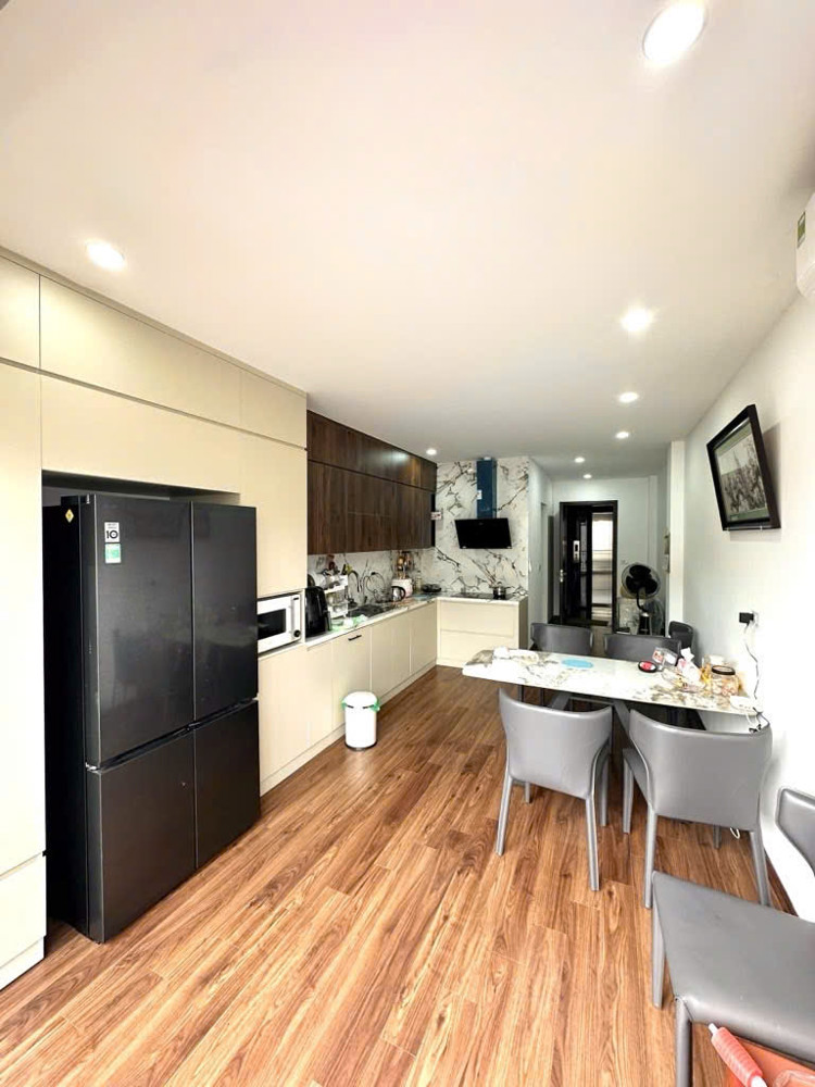 Hàng Hiếm Âu Cơ - Thang Máy - 10m Ôtô - Full Công Năng - 7 Tầng nhỉnh 16 tỷ Hàng Hiếm Âu Cơ - Thang Máy - 10m Ôtô - Full Công Năng - 7 Tầng nhỉnh 16 tỷ